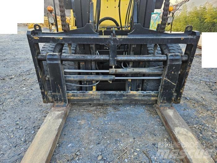 Komatsu FD 150 Ричтраки