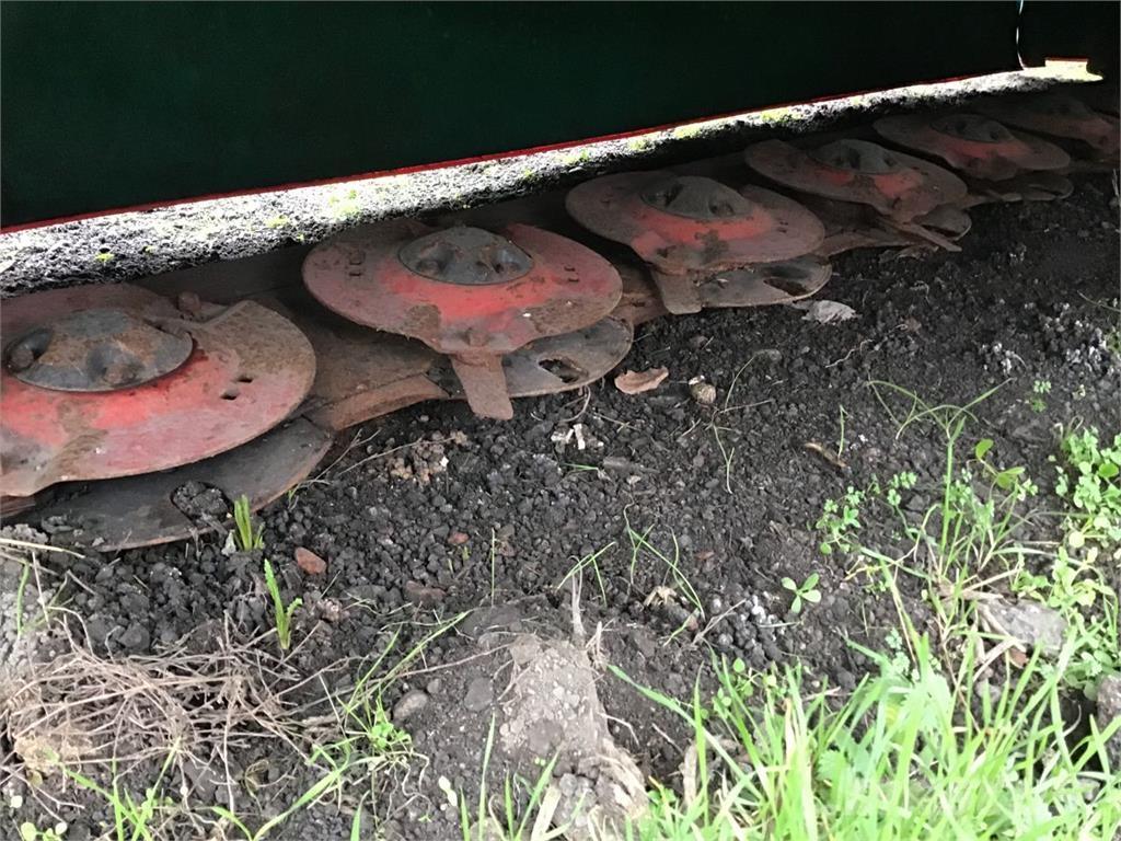 Kverneland 2540MH Роторные косилки