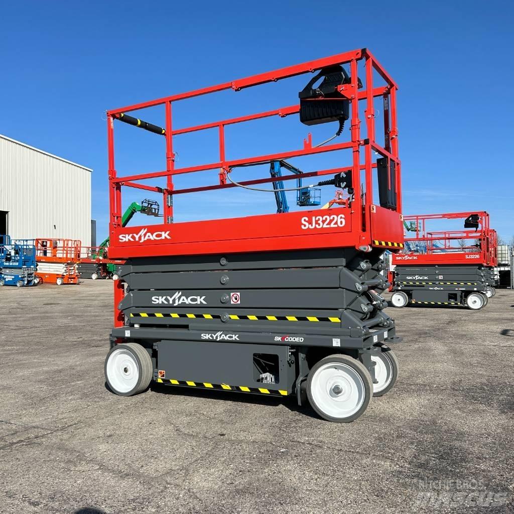 SkyJack SJ 3226 Ножничные подъемники