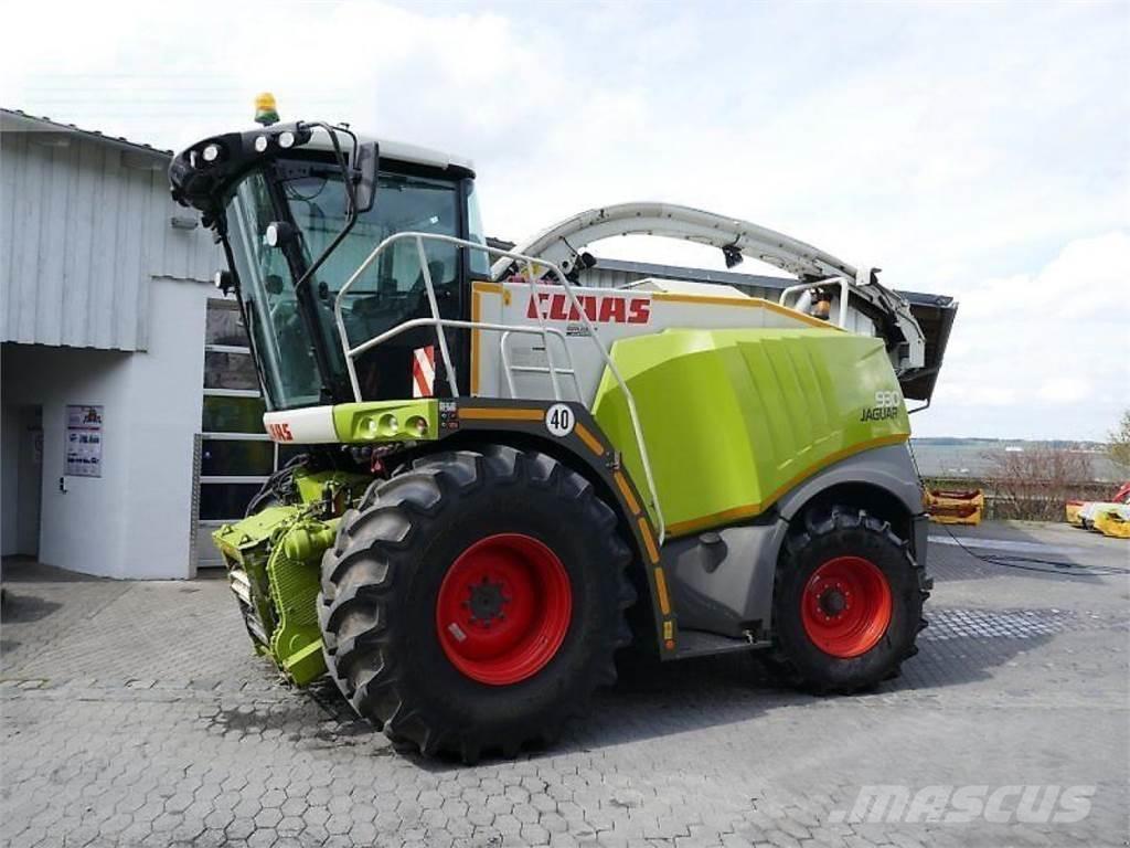 CLAAS jaguar 930 Самоходные кормоуборочные комбайны