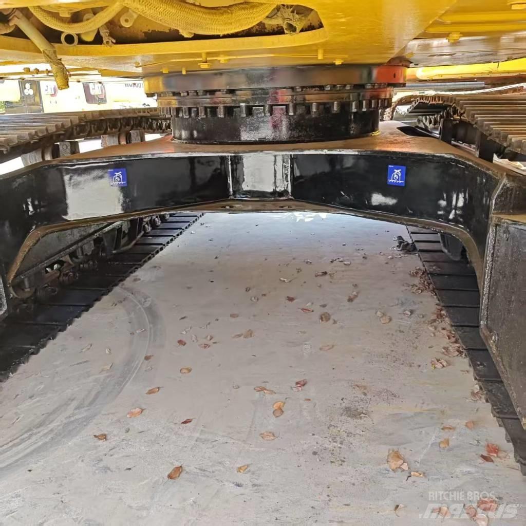 CAT 320 D Гусеничные экскаваторы