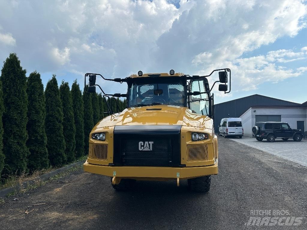 CAT 730 Шарнирно-сочленённые самосвалы