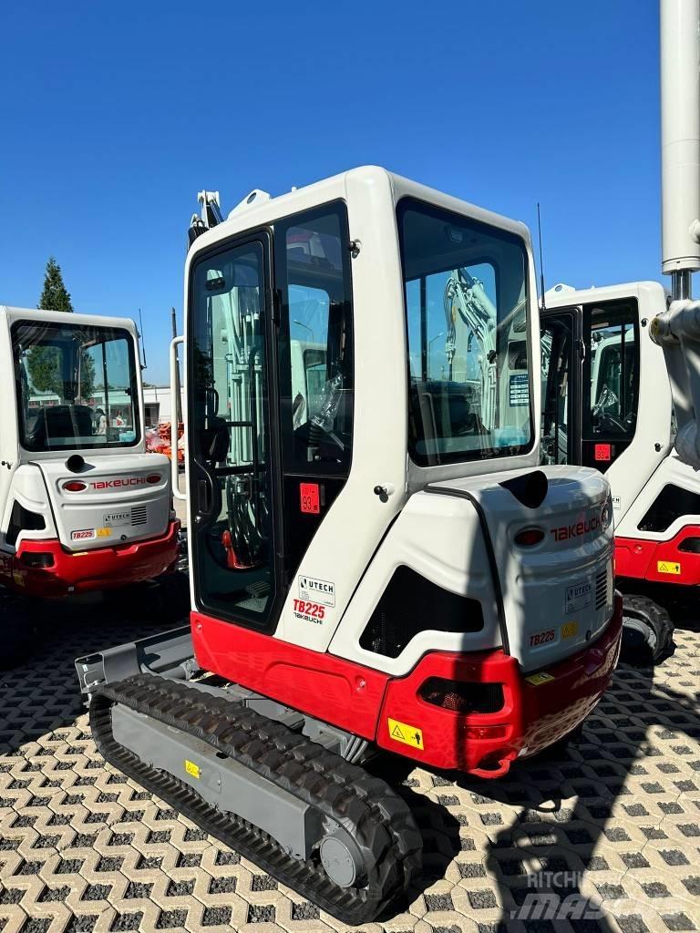 Takeuchi TB225 V3 Мини-экскаваторы