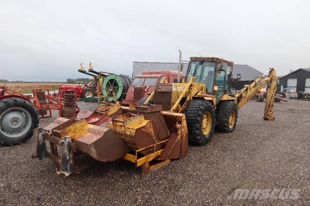 Hydrema 906 Экскаваторы-погрузчики