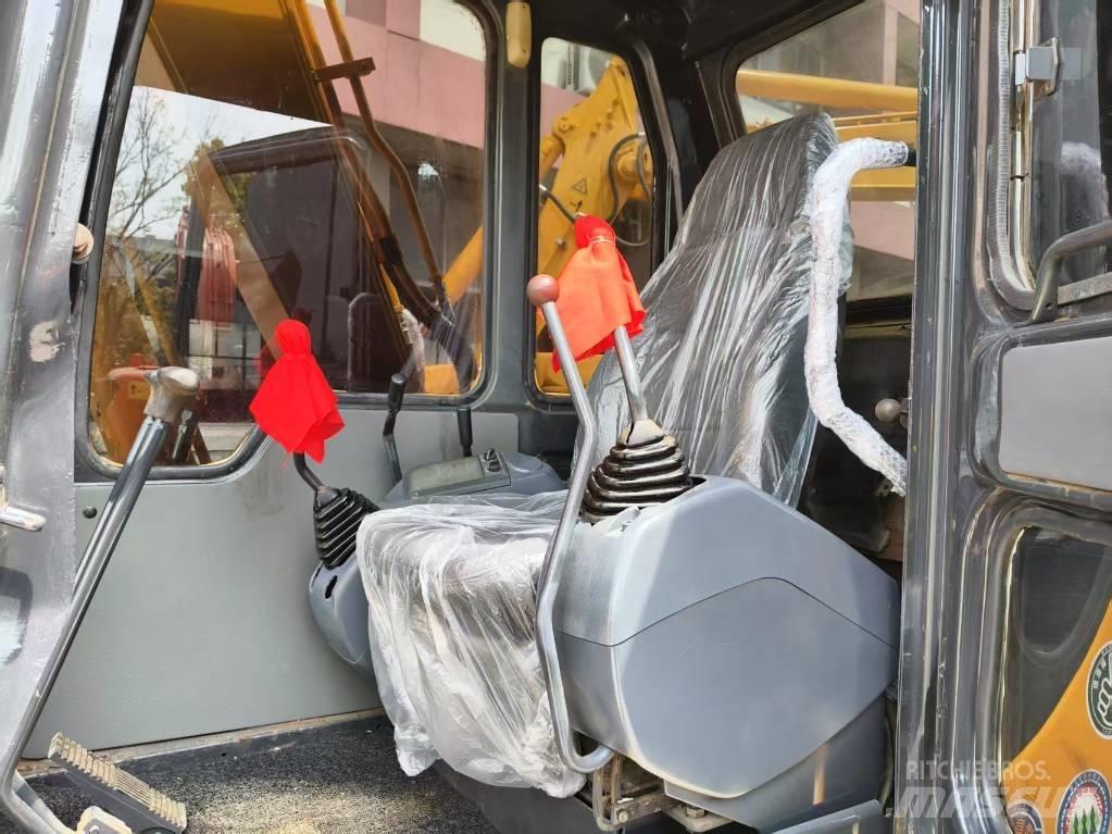 Komatsu PC 60 Гусеничные экскаваторы