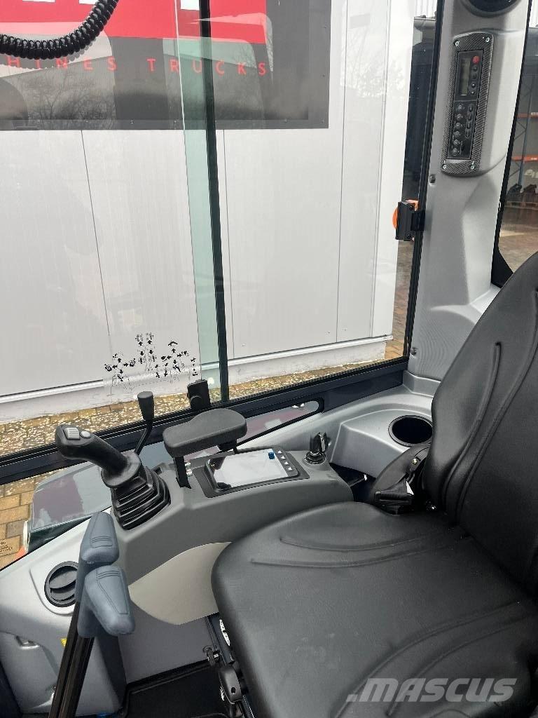 Atlas AC 25 UF Мини-экскаваторы