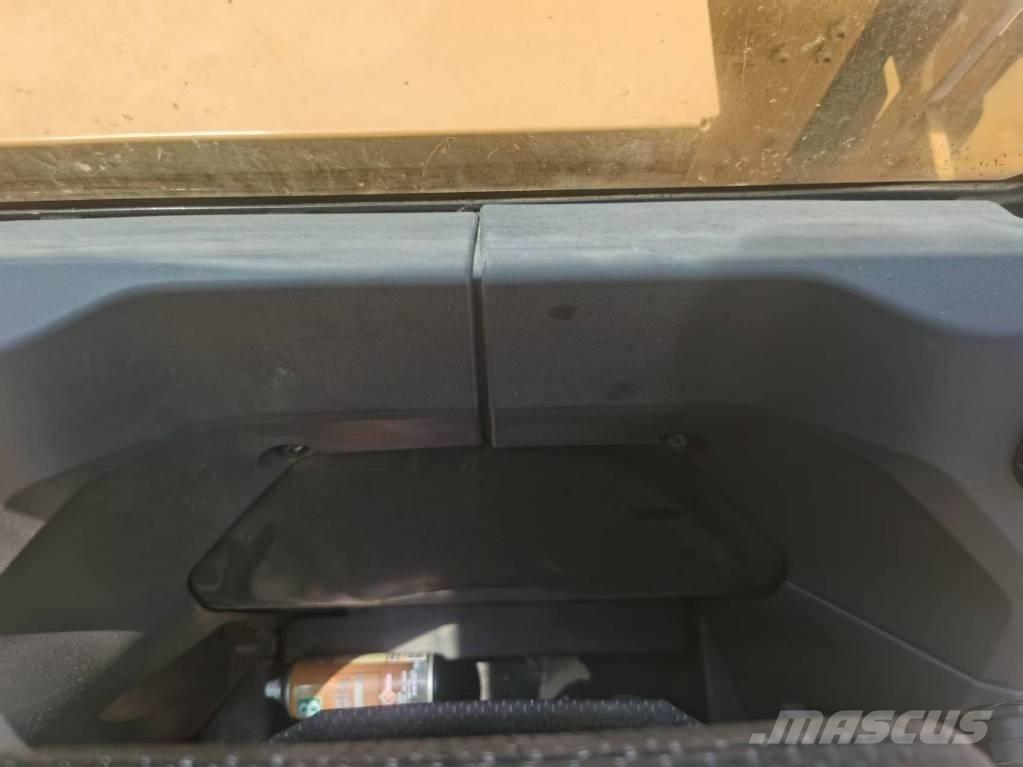 CAT 310 Гусеничные экскаваторы