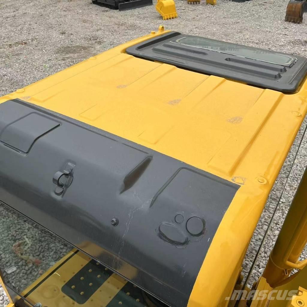 Komatsu PC 240 Гусеничные экскаваторы