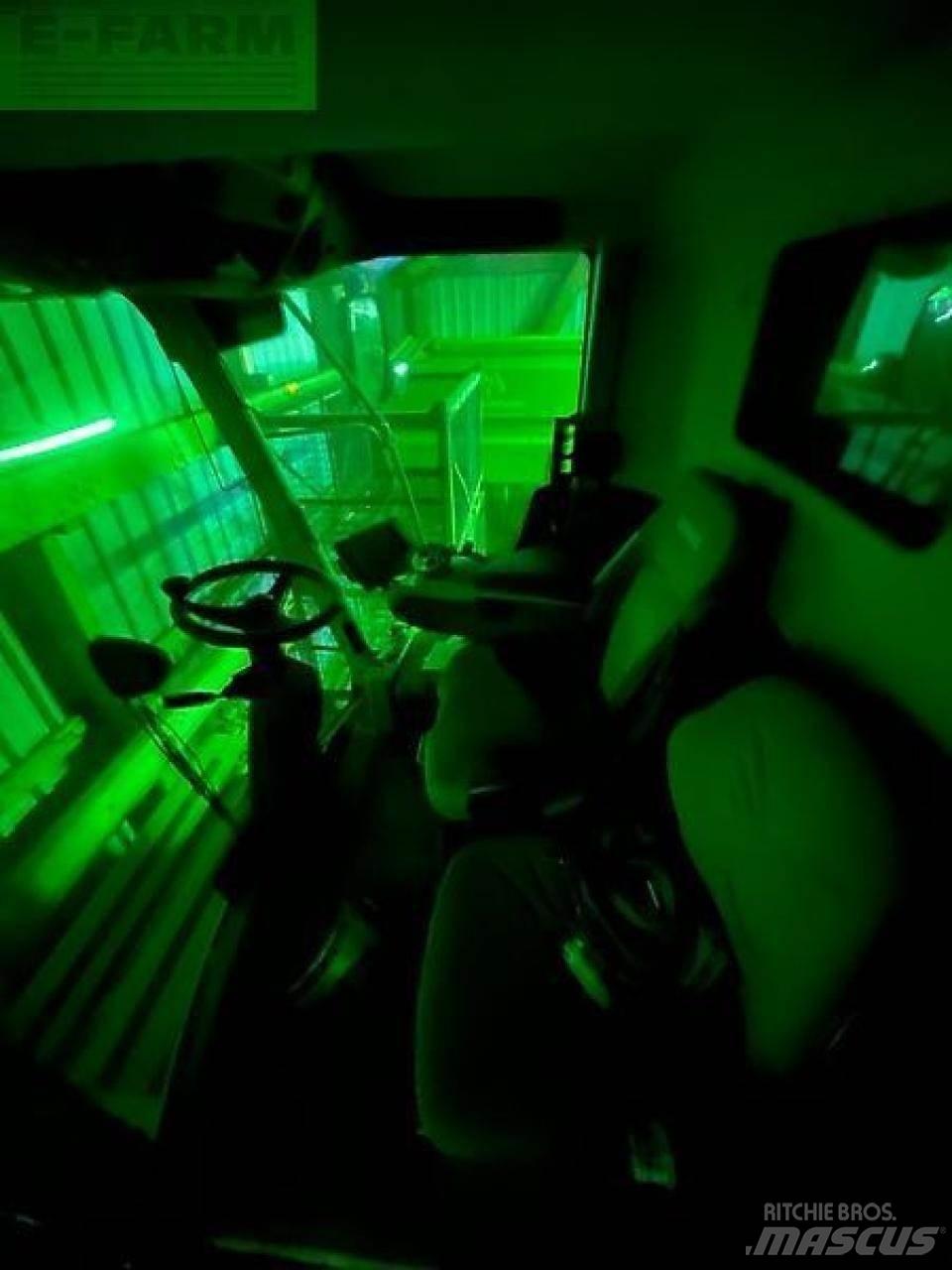 CLAAS lexion 740 Зерноуборочные комбайны