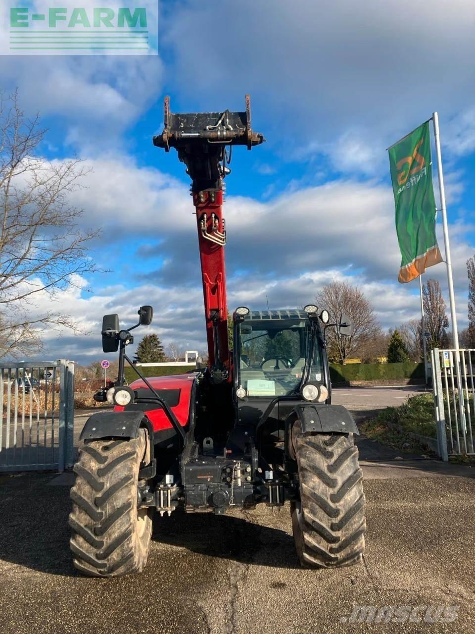 Case IH 635 Сельскохозяйственные телескопические погрузчики