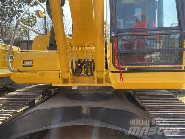 Komatsu PC 220-8 Гусеничные экскаваторы