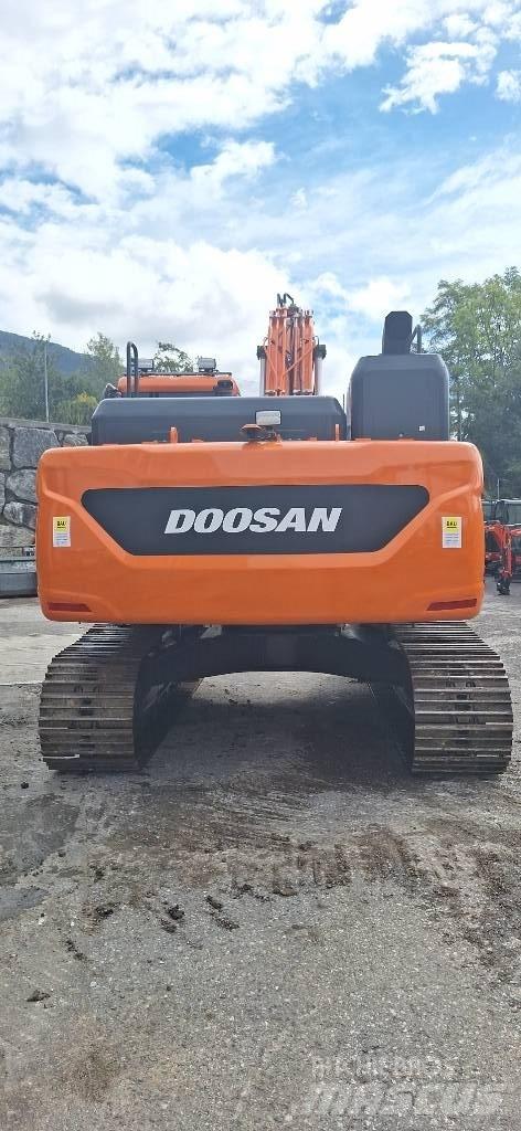 Doosan DX 225 LC-7 Гусеничные экскаваторы