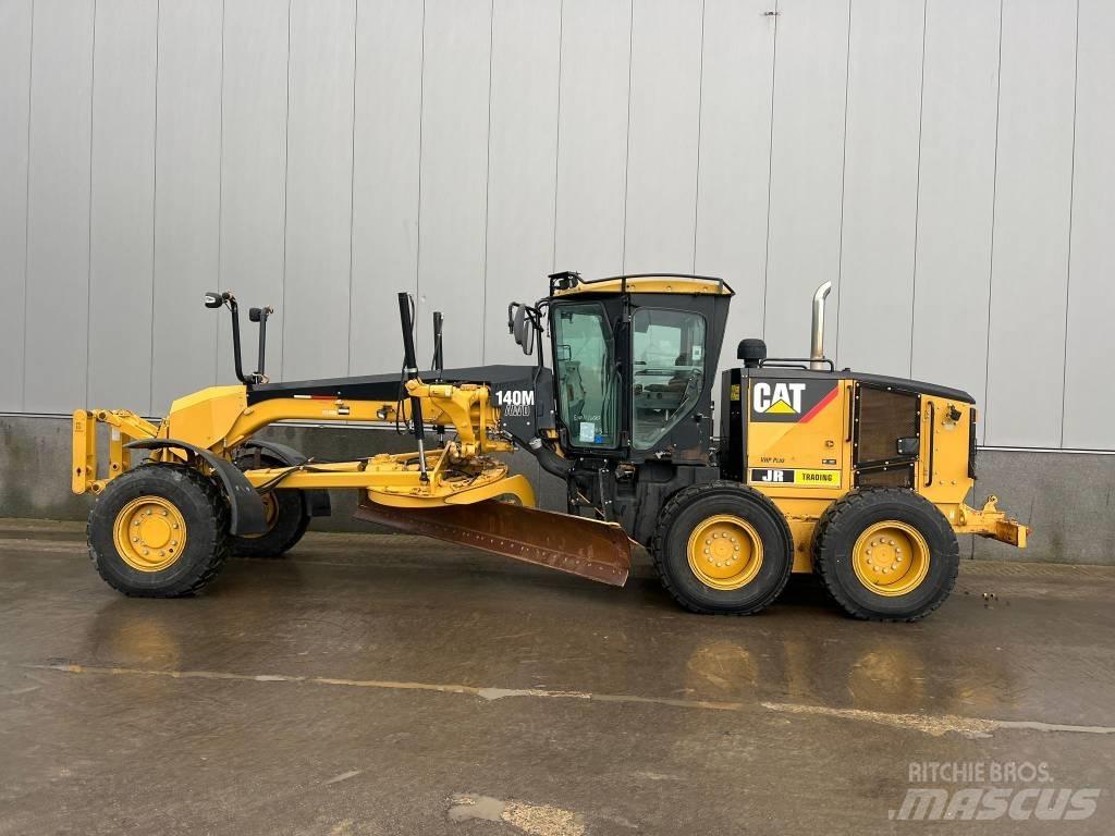 CAT 140 M AWD Грейдеры
