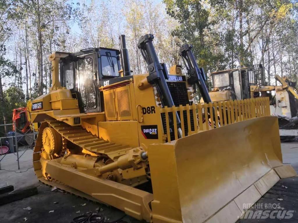 CAT D 8 R Гусеничные бульдозеры