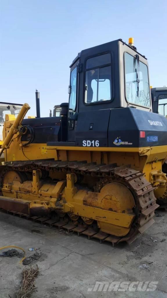 Shantui SD 16 Гусеничные бульдозеры