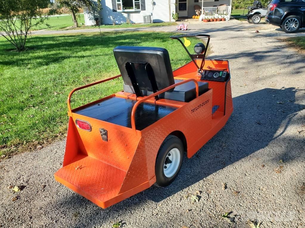 Taylor-Dunn SS536 Складские электротягачи