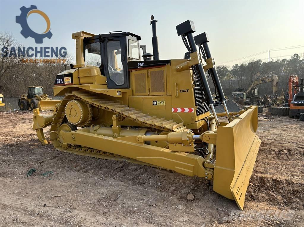 CAT D 7 R Гусеничные бульдозеры