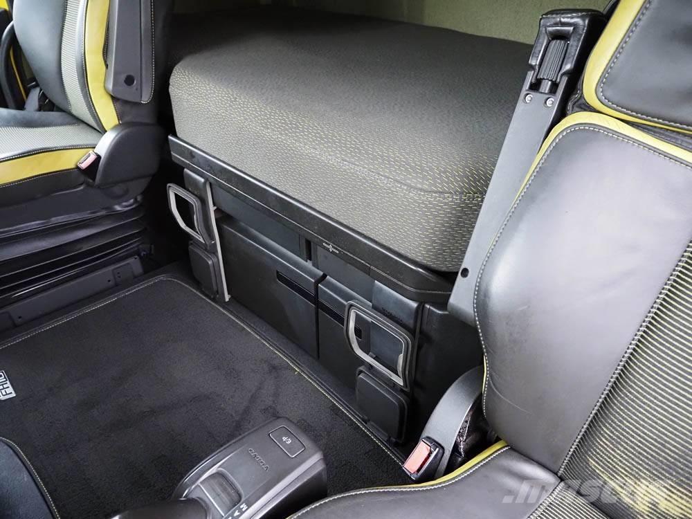 Volvo FH 16 Грузовики-Щеповозы