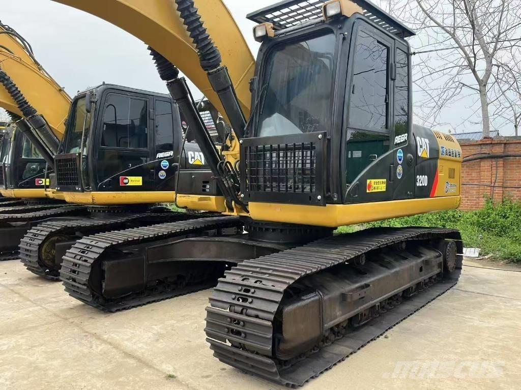 CAT 320 D Гусеничные экскаваторы