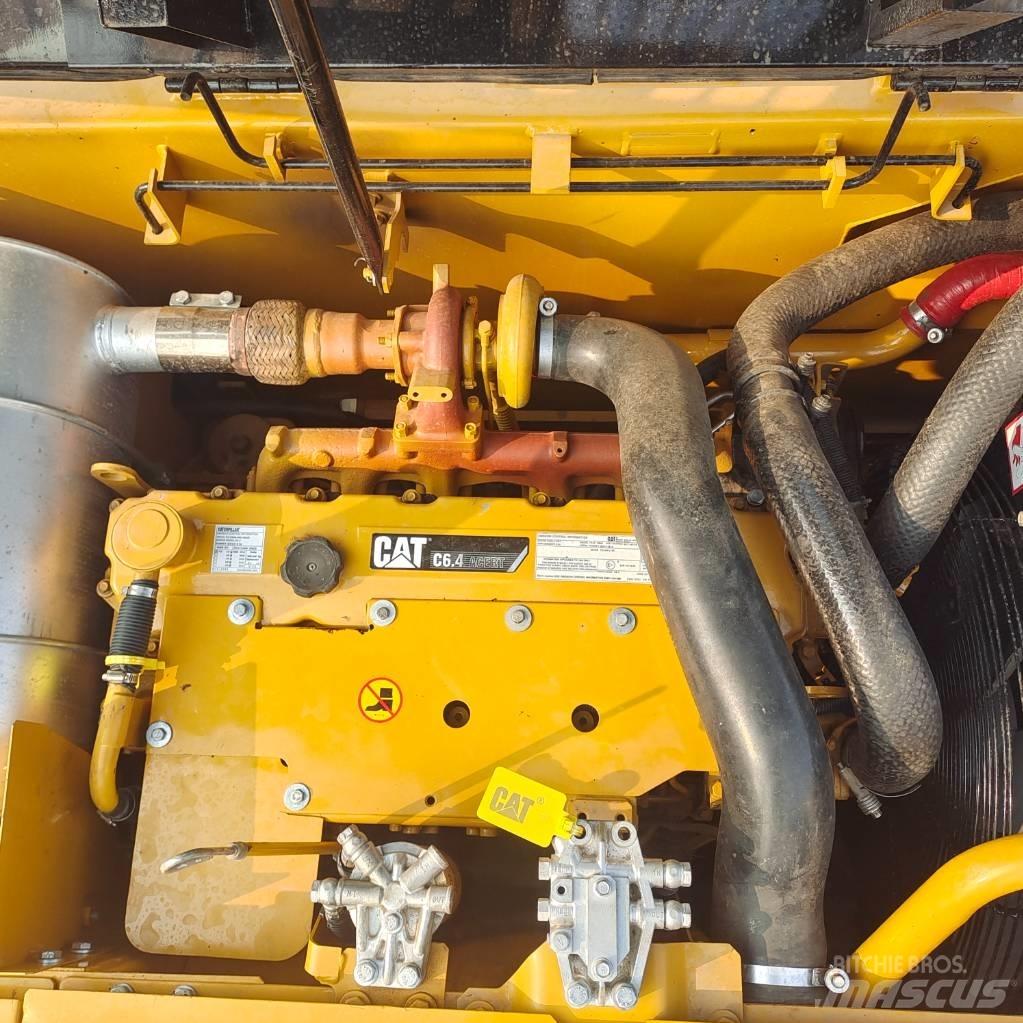CAT 320D Гусеничные экскаваторы