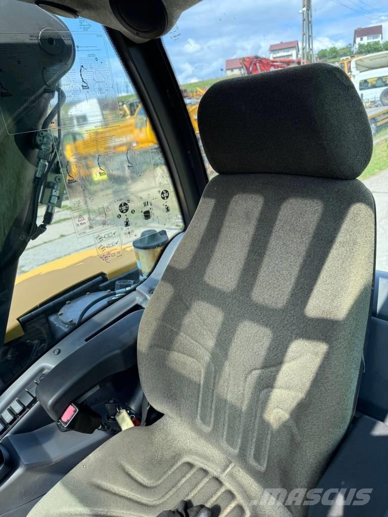 Mecalac 8 MCR Малые экскаваторы 7т-12т