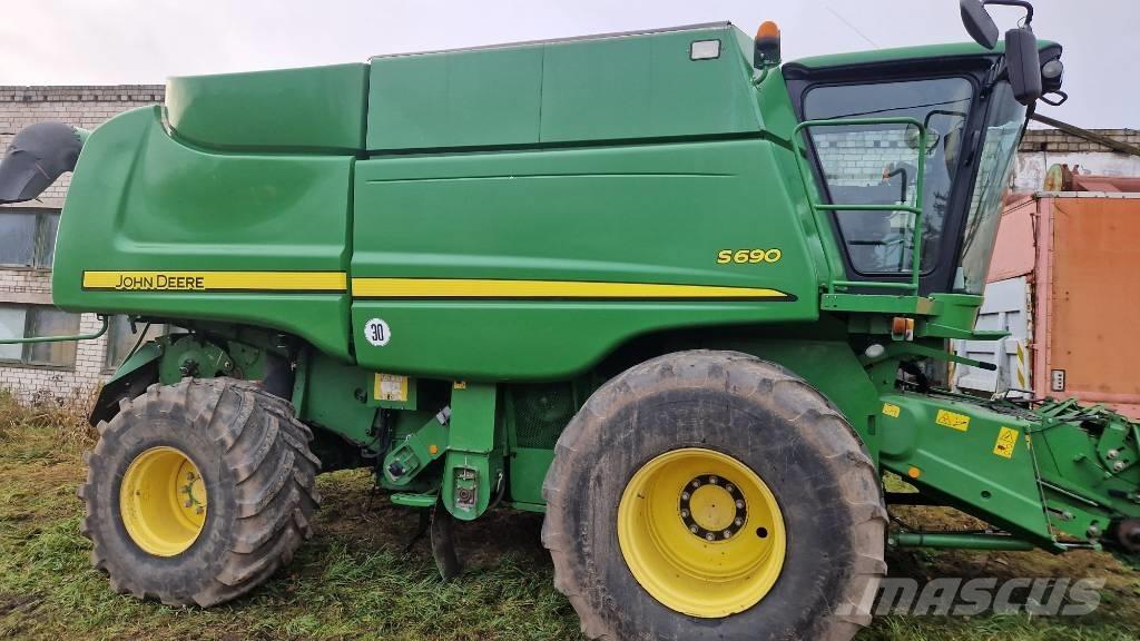 John Deere S 690 Зерноуборочные комбайны