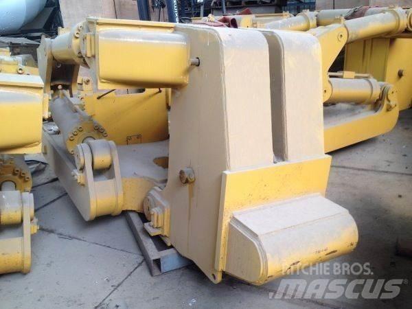 CAT D8K RIPPER Строительная техника - Другие