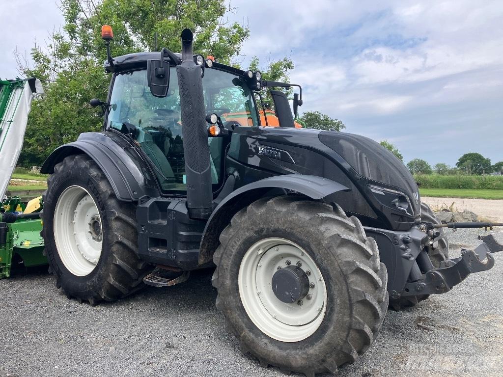 Valtra T 154 V Трактора