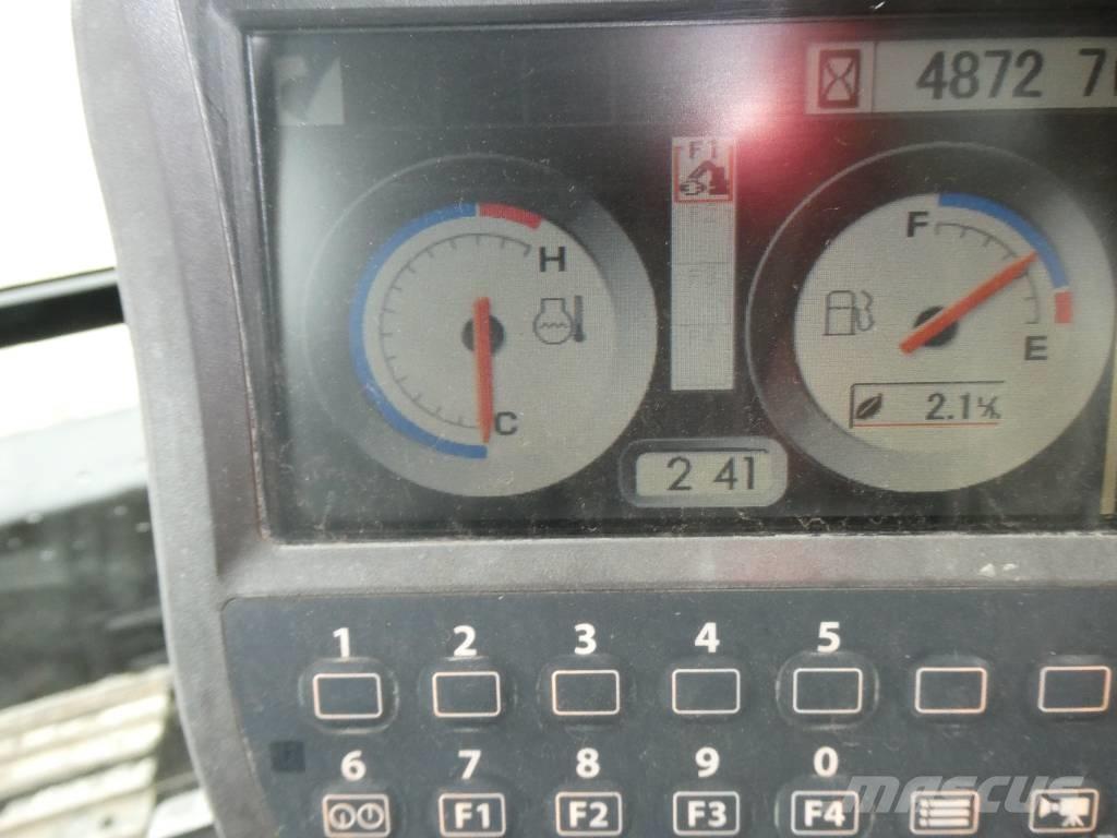 Hitachi ZX 135 US-3 Гусеничные экскаваторы