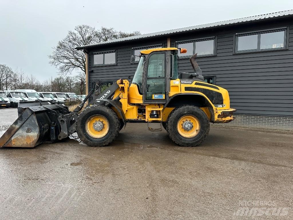 Volvo L45G Фронтальные погрузчики
