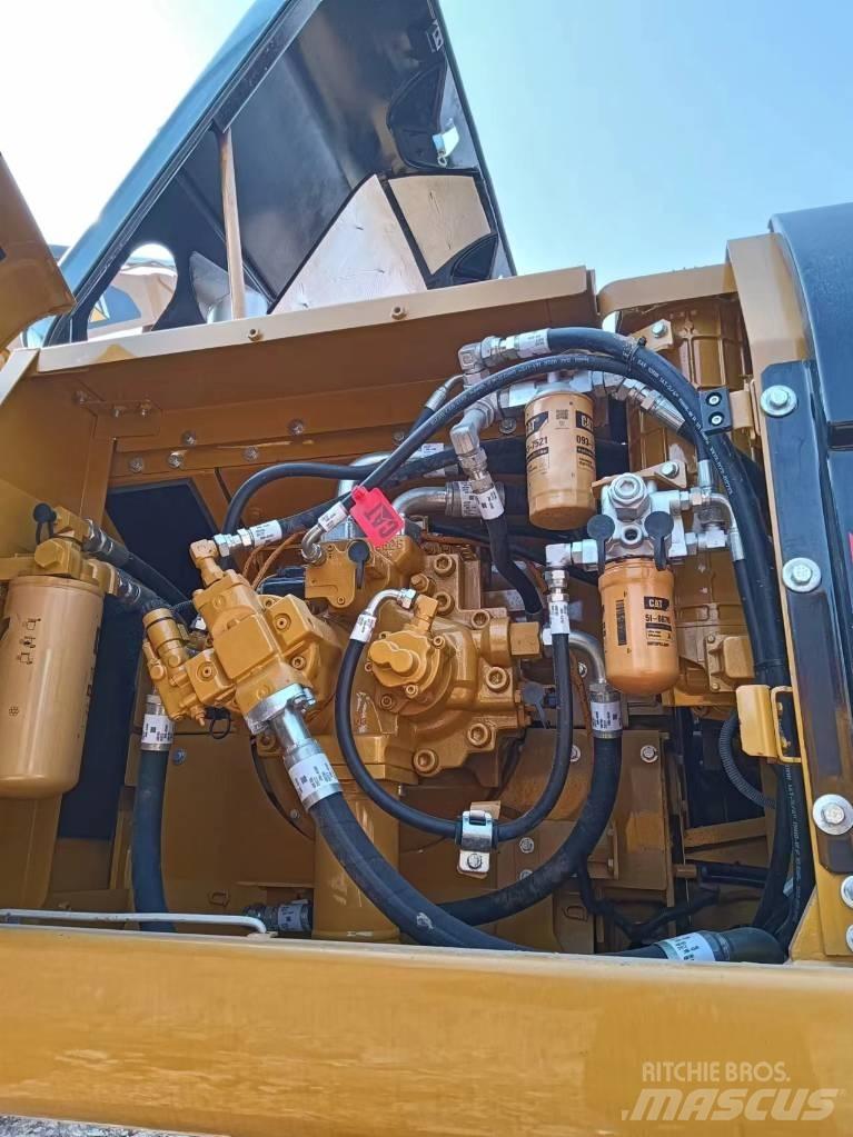 CAT CAT336D2 Гусеничные экскаваторы