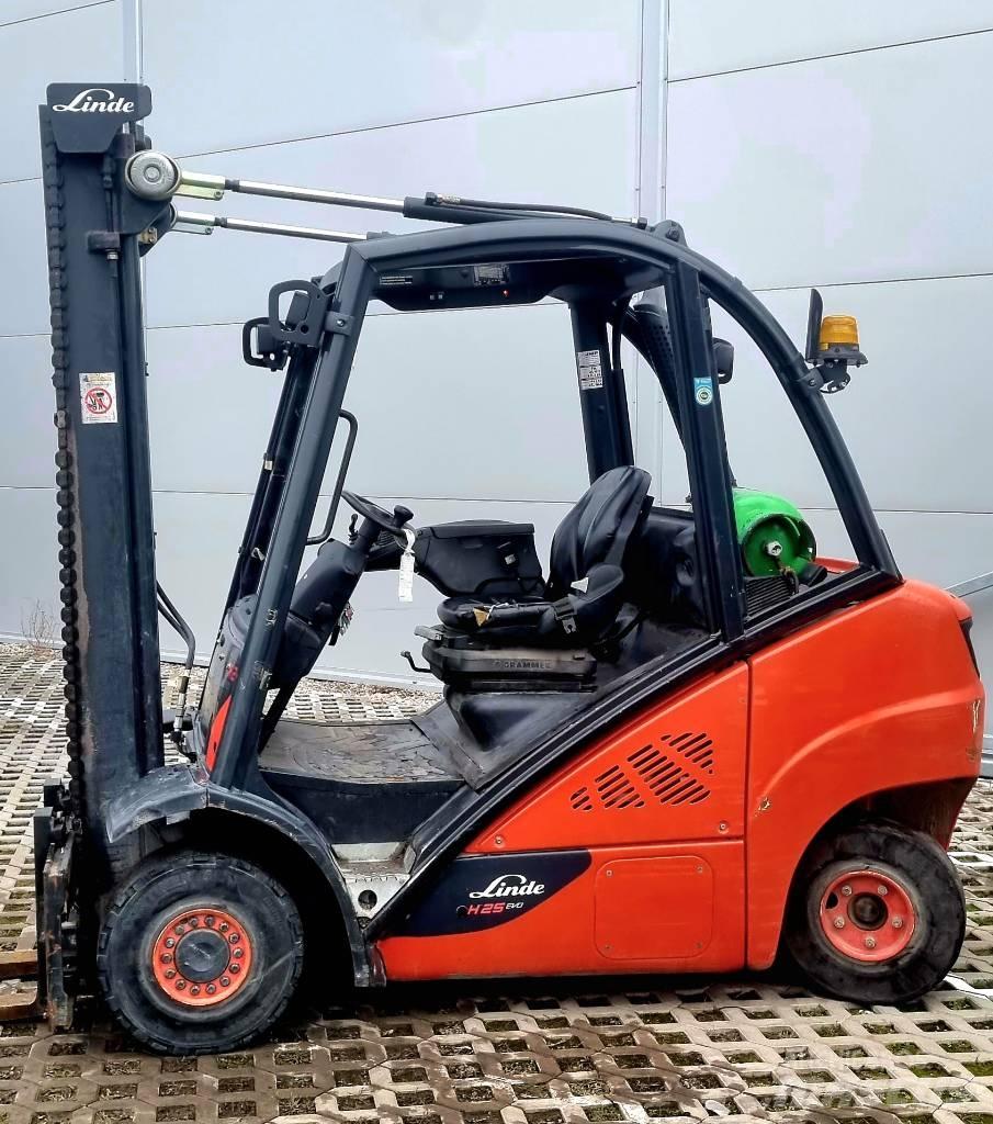 Linde H 25 T - 02 Газовые погрузчики