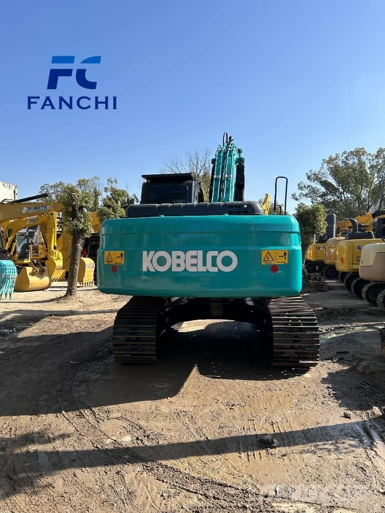 Kobelco SK 200 Гусеничные экскаваторы
