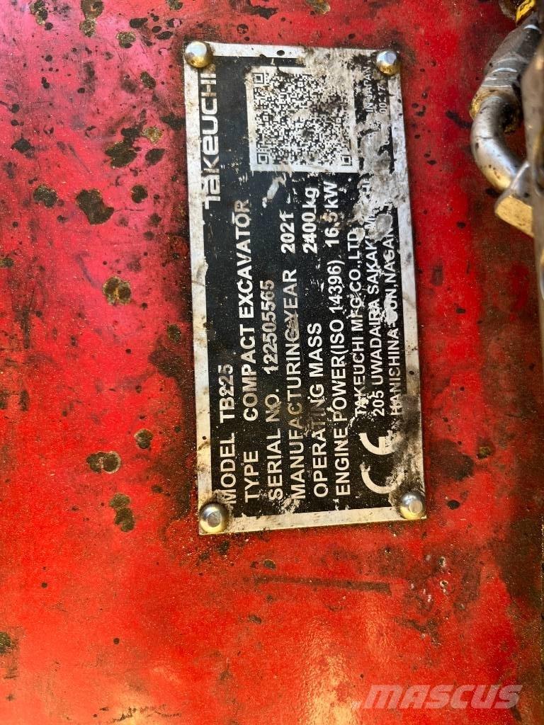 Takeuchi TB 225 Мини-экскаваторы