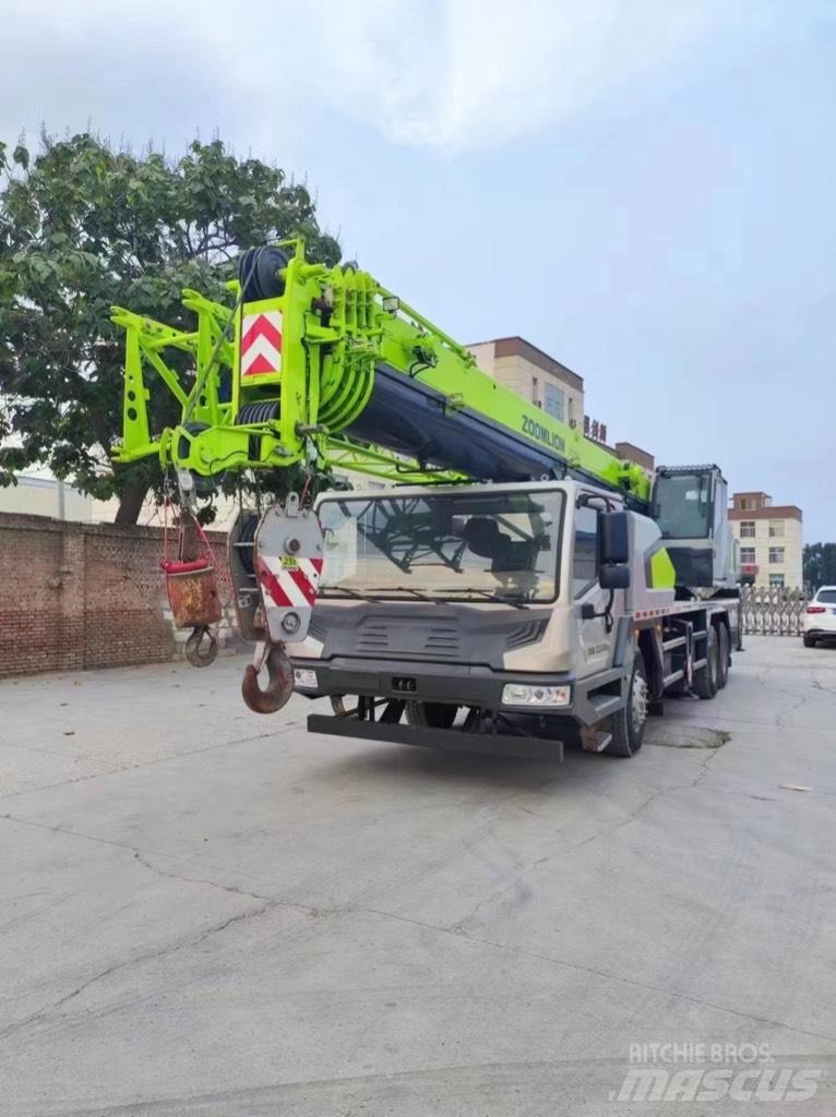 Zoomlion QY25H Автокраны