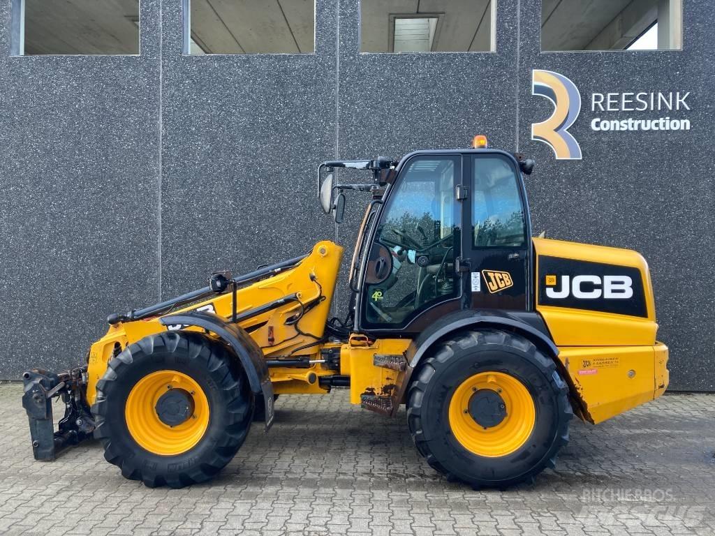 JCB TM 310 S Сельскохозяйственные телескопические погрузчики
