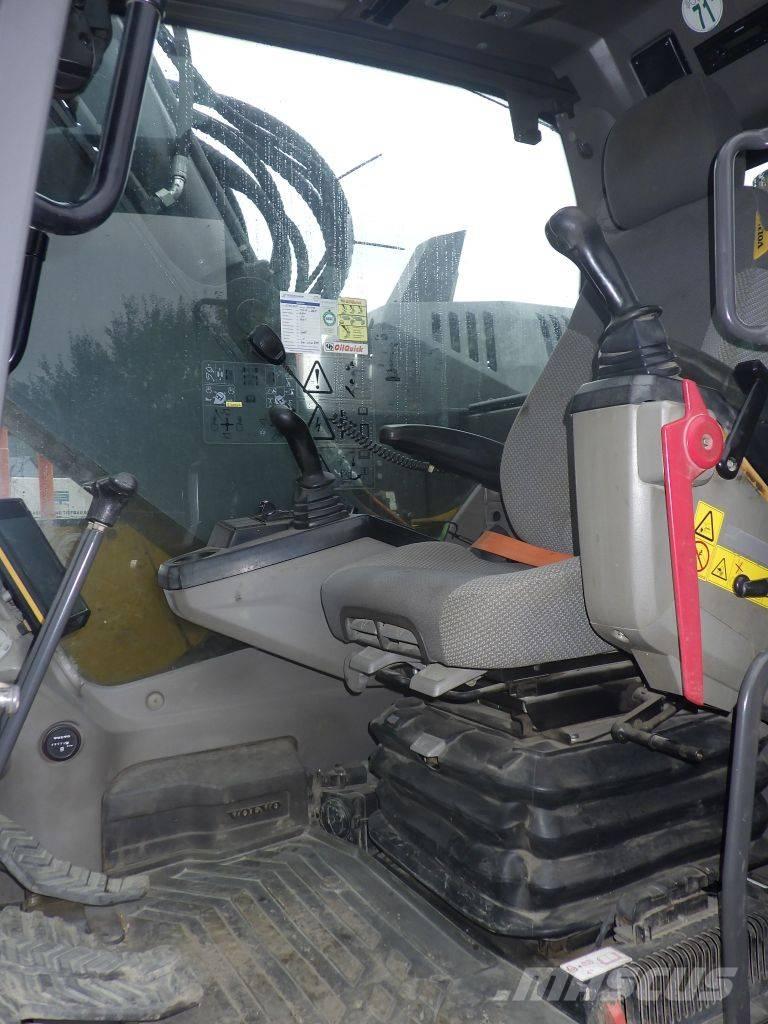 Volvo ECR 235 E Гусеничные экскаваторы
