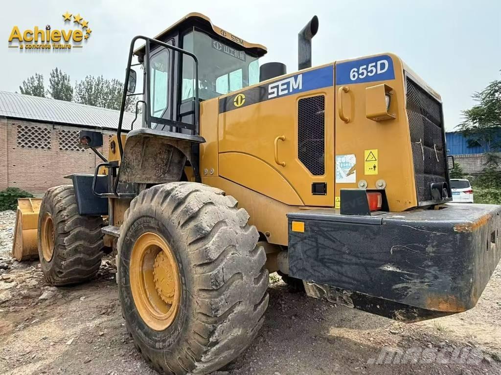SEM 655D Фронтальные погрузчики