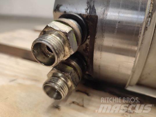 Merlo 40.25  actuator Боны и ковши