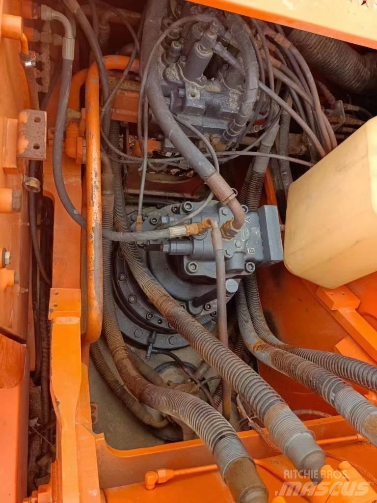 Doosan DX 225LC-9C Гусеничные экскаваторы