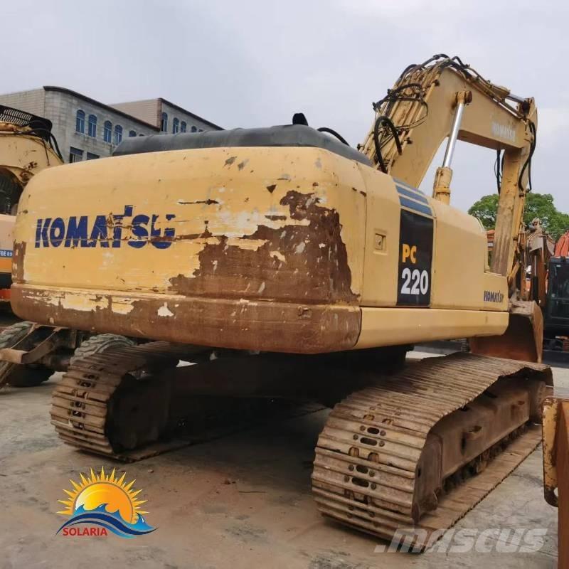 Komatsu PC 220-7 Гусеничные экскаваторы