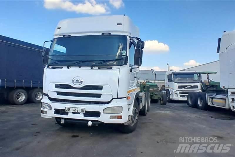 UD QUESTER GWE440 Специальные грузовики