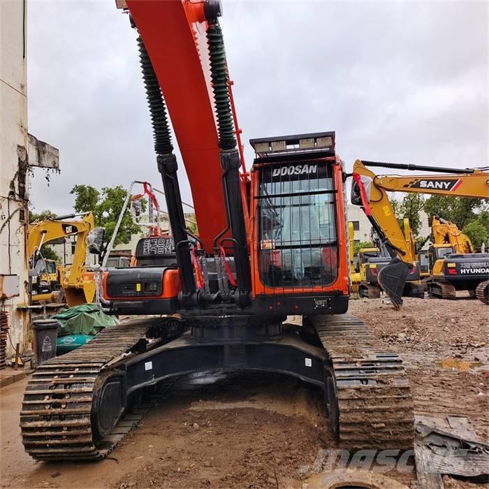 Doosan DX 340 LC Гусеничные экскаваторы