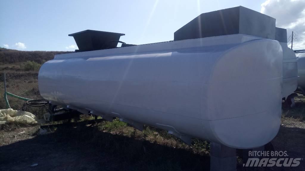  Water tank 9000 lt Коммерческий транспорт - Другие