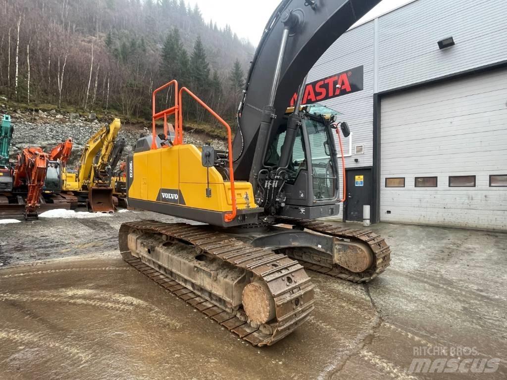 Volvo EC 220 EL Гусеничные экскаваторы