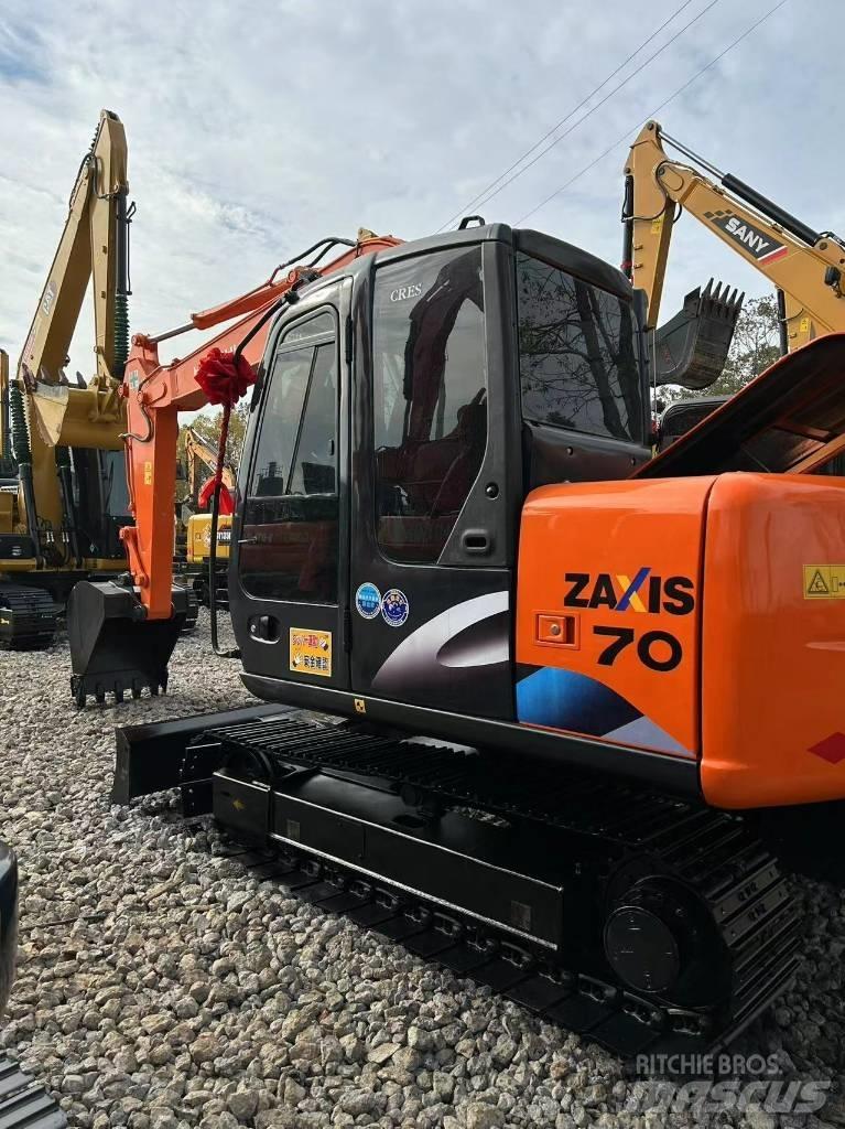 Hitachi 70 Гусеничные экскаваторы