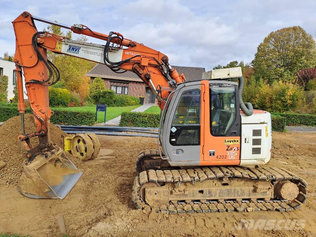 Hitachi ZX135US Гусеничные экскаваторы