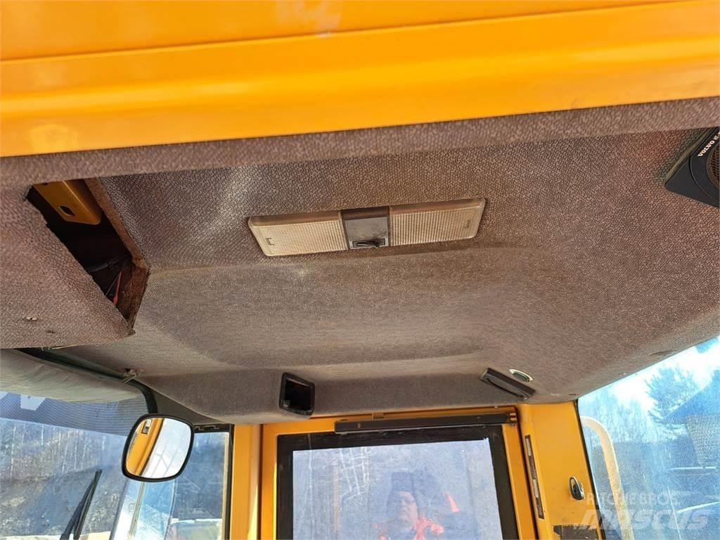 Volvo L180D Строительная техника - Другие