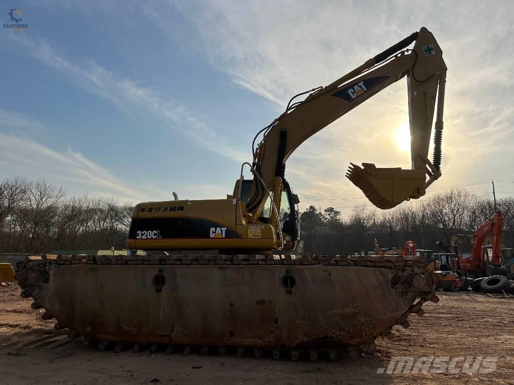 CAT 320CL Экскаваторы-амфибии