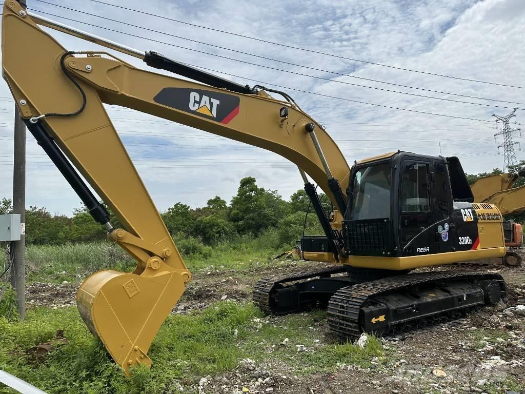 CAT 320 D Гусеничные экскаваторы